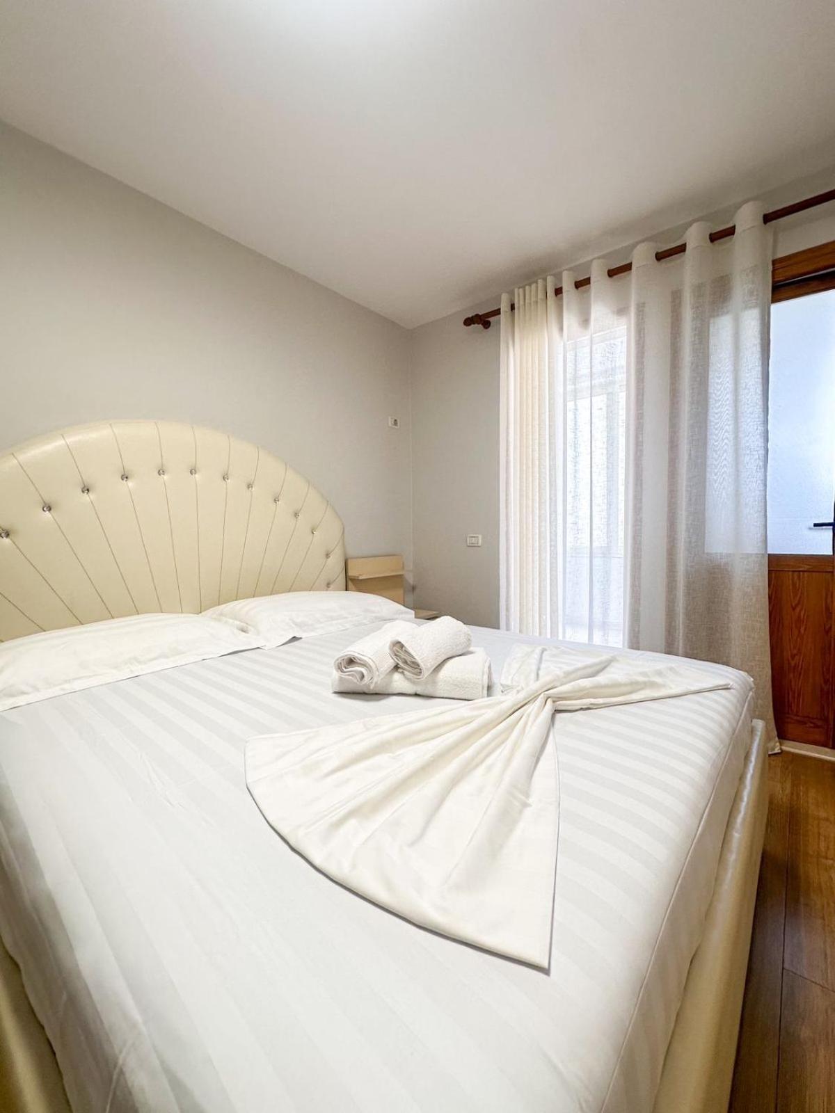 טיראנה Block Inn Apartments מראה חיצוני תמונה