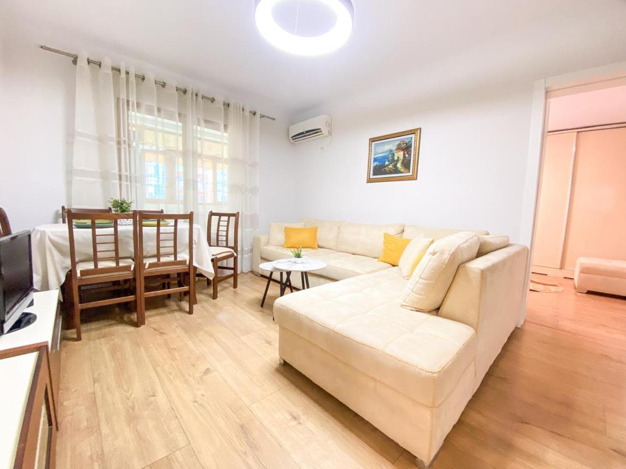 טיראנה Block Inn Apartments מראה חיצוני תמונה